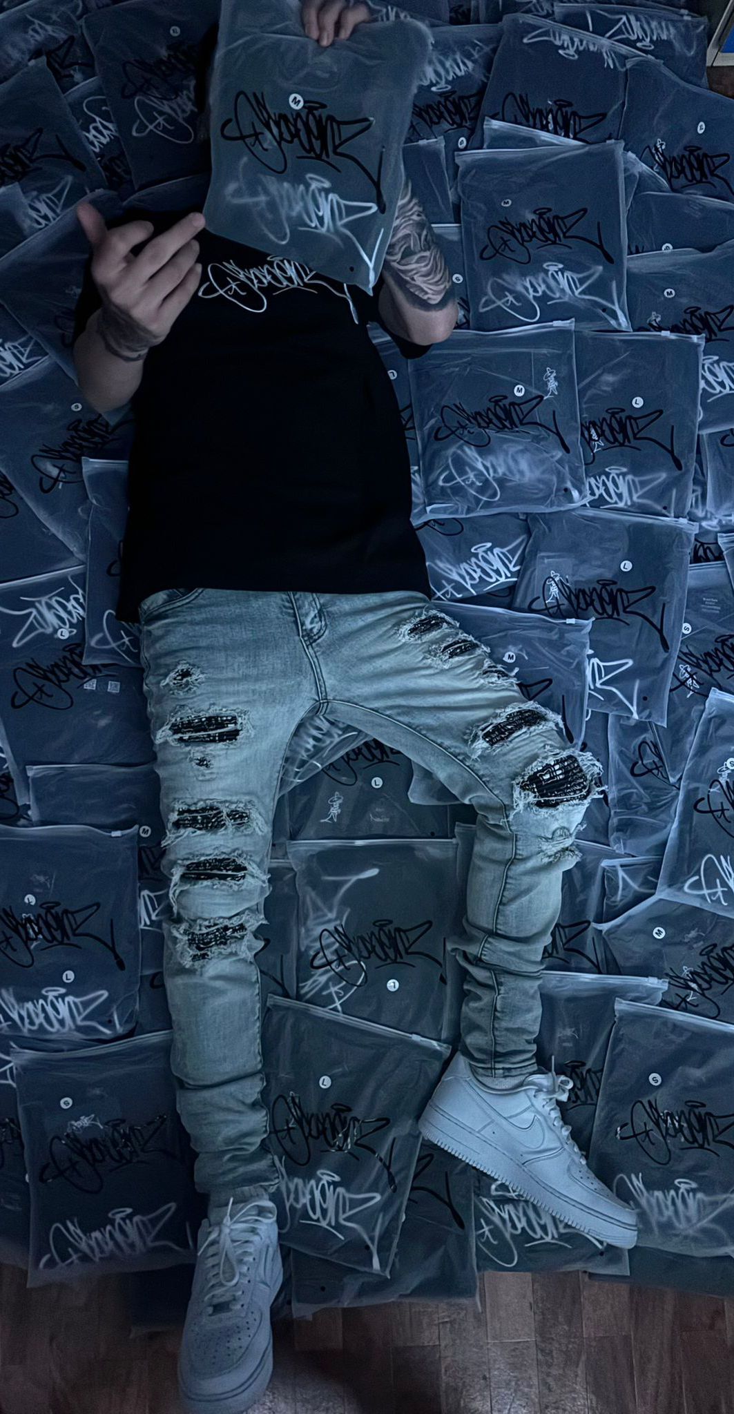 T-shirt "Essenz Logo" - NERA